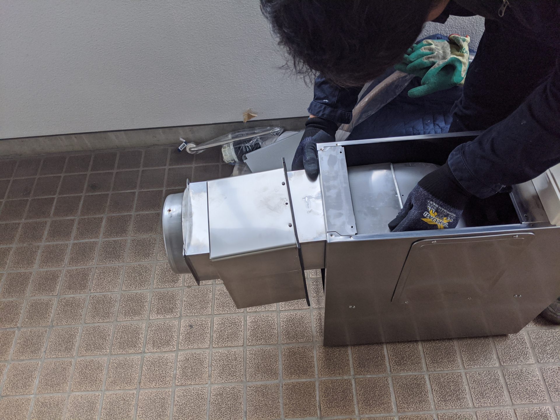 名古屋市営住宅バランス釜取付工事 リンナイ RBF-ASBN | 名古屋の給湯