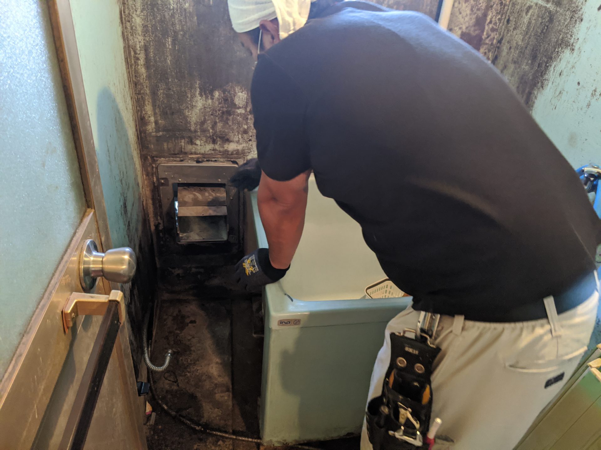 名古屋市営住宅バランス釜（風呂釜）交換 RBF-ASBN | 名古屋の給湯器